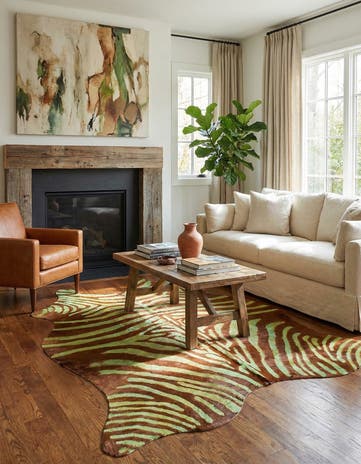 6' 4 x 7' Cowhide Leather Freeform Rug