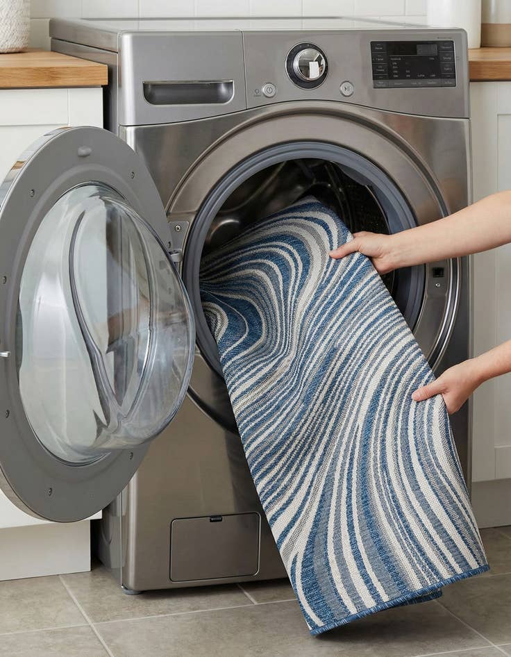 Detail image of 5' 3 x 8'  Washable Modern Indoor / Outdoor Rug