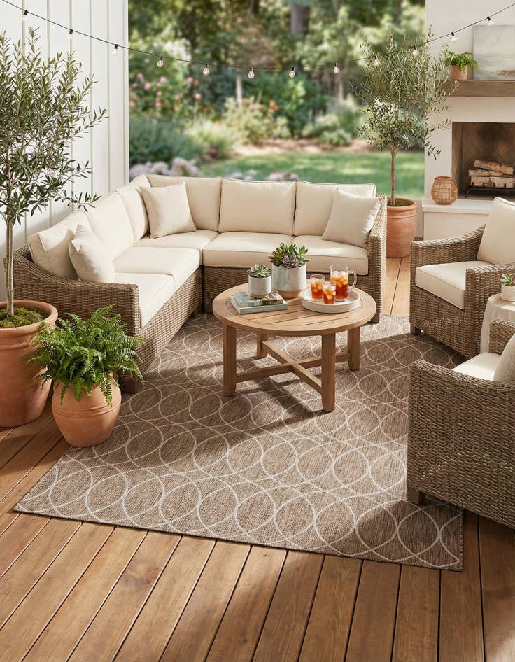 Detail image of  7' 10 x 11'  Washable Lattice Indoor / Outdoor Rug