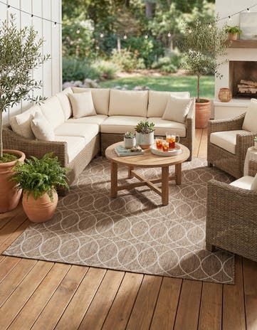 7' 10 x 11' Easy-Clean Lattice Indoor / Outdoor Rug