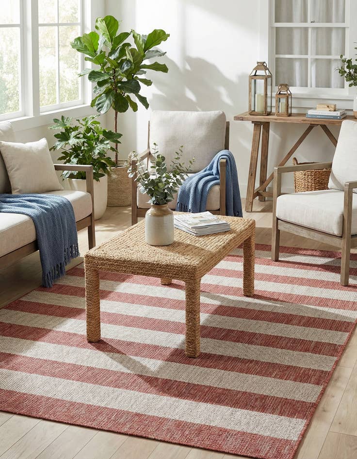 Detail image of 5' 3 x 7' Easy-Clean Ribbon Indoor / Outdoor Rug