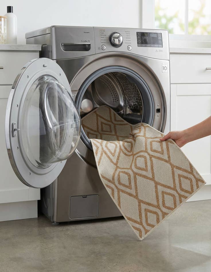 Detail image of 2' x 8'  Washable Jill Zarin Turks and Caicos Indoor / Outdoor Runner Rug