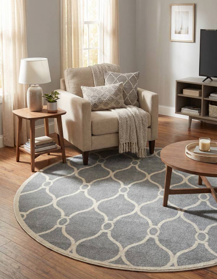 Detail image of  8' x 8' Lattice Round Rug