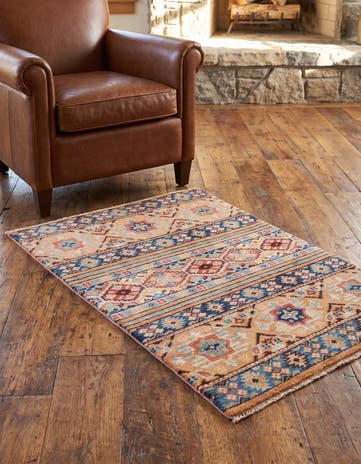 2' 7 x 4' Hand Knotted Kazak Rug