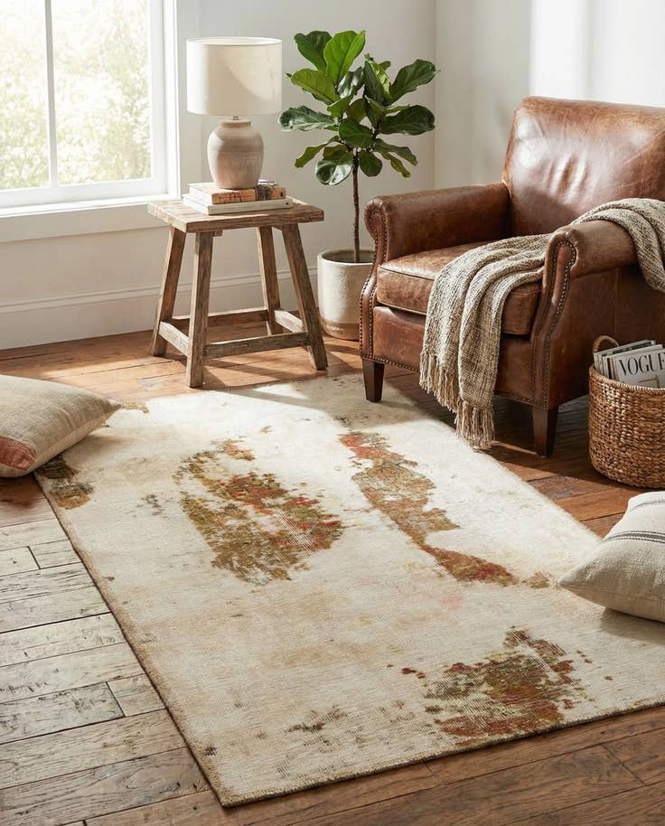 Detail image of 2' 8 x 5' Hand Knotted Ultra Vintage Persian Wool Rug