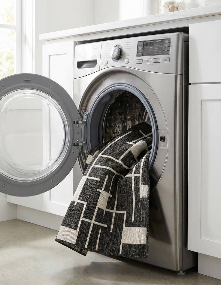 Detail image of  2' 7 x 12'  Washable Modern Indoor / Outdoor Runner Rug