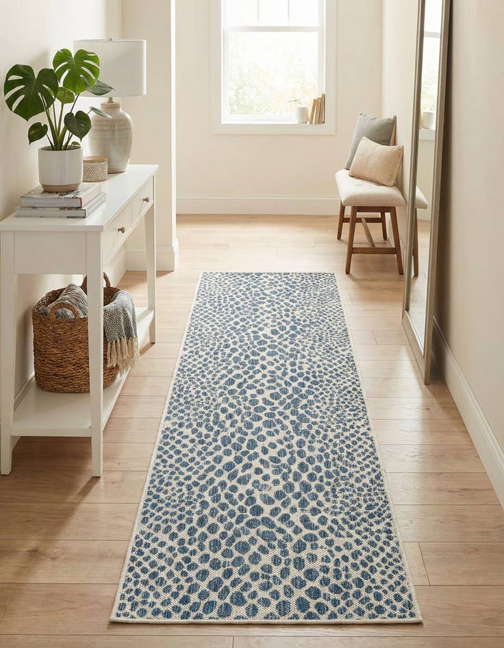 Detail image of 2' x 7' Easy-Clean Jill Zarin Cape Town Indoor / Outdoor Runner Rug