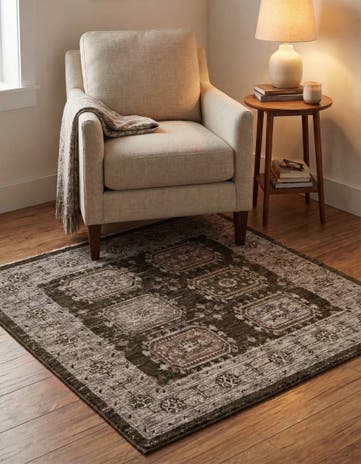 5' x 5' Grand Tradition Rug