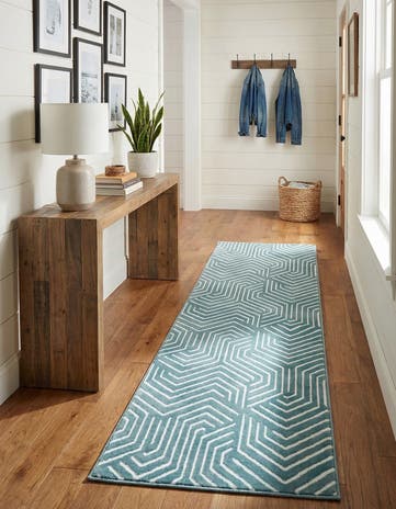 2' x 6' Aakaar Runner Rug