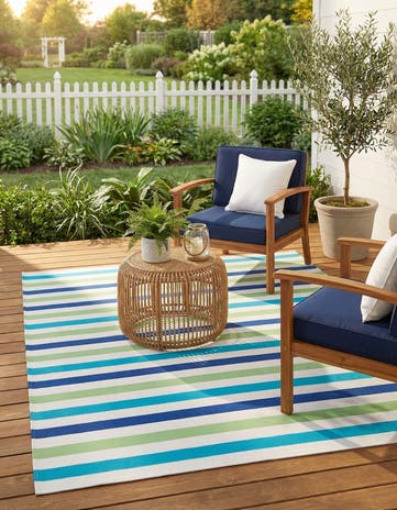 7' 10 x 10' Easy-Clean Vista Breeze Indoor / Outdoor Rug