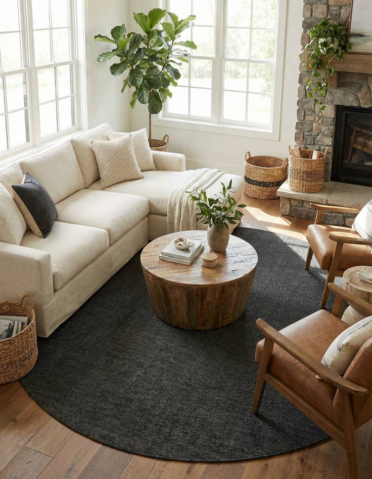 Detail image of 10' x 10'  Washable Solid Indoor / Outdoor Round Rug