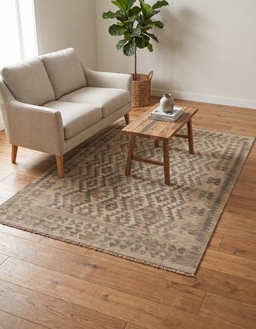 4' 10 x 6' 6 Hand Woven Kilim Maymana Wool Rug