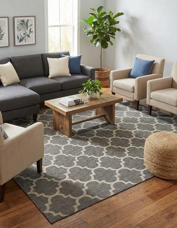 Black Easy-Clean Lattice Indoor / Outdoor Rug