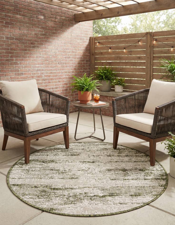 Detail image of 3' x 3'  Washable Modern Indoor / Outdoor Round Rug