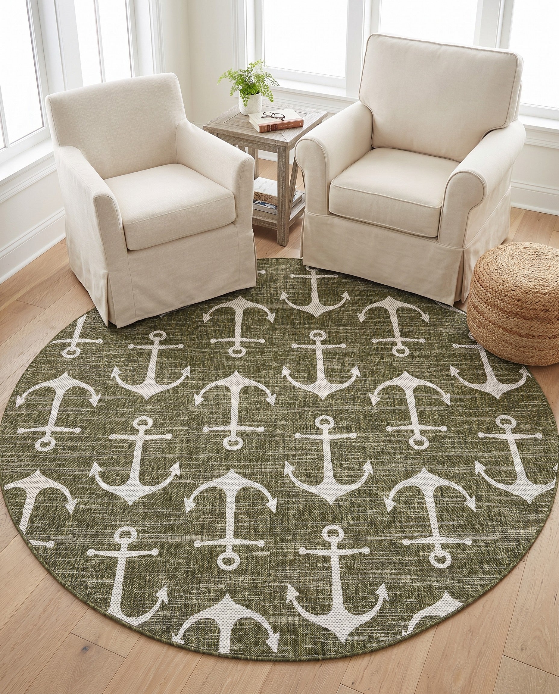 7' 10 x 7' 10 Easy-Clean Coastal Indoor / Outdoor Round Rug