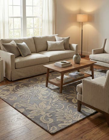 5' x 8' Agra Wool Rug