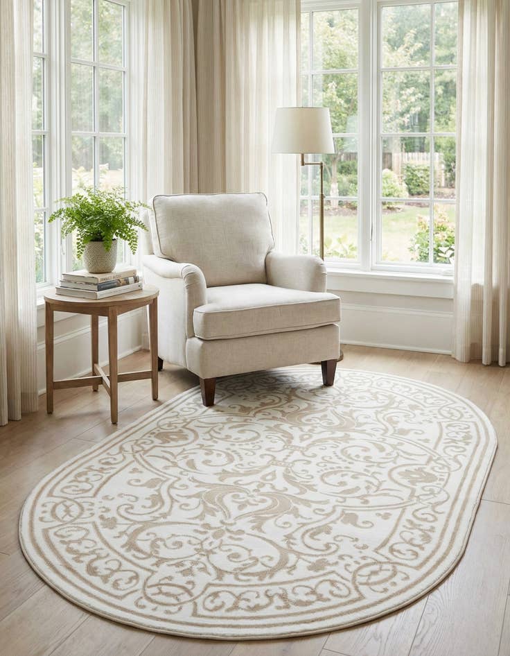Detail image of 5' 3 x 8' Hermitage Oval Rug