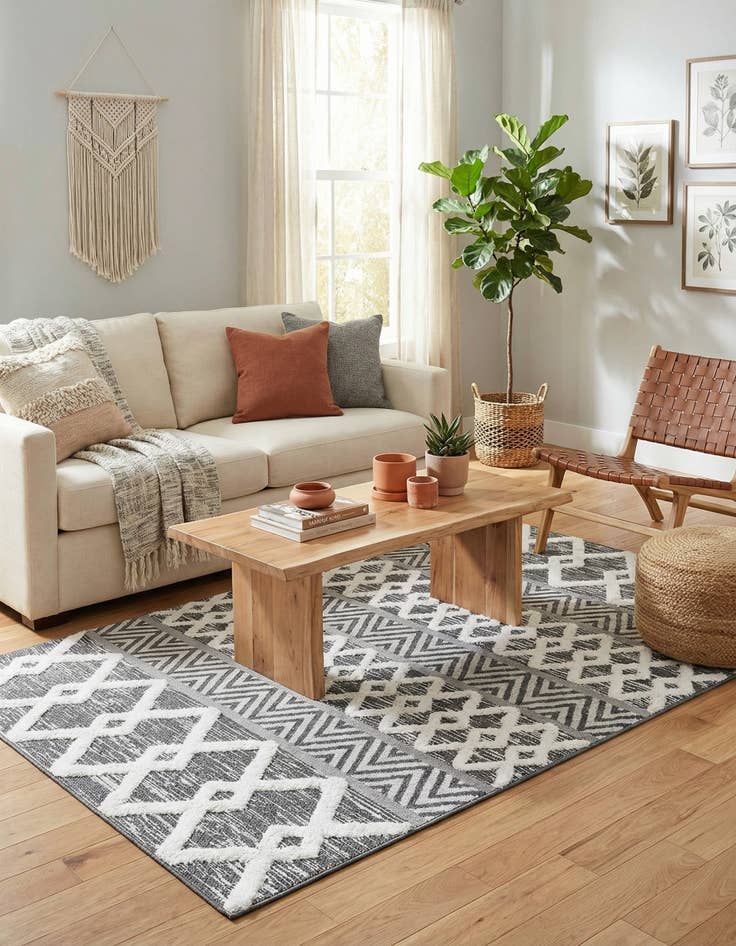 Detail image of 5' 3 x 8' Sabrina Soto Casa Valencia Rug