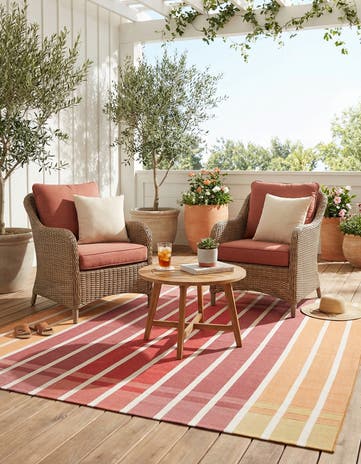 7' 10 x 7' 10 Easy-Clean Striped Indoor / Outdoor Square Rug