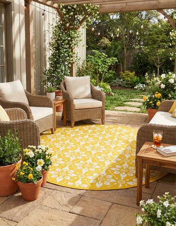 Yellow Easy-Clean Lattice Indoor / Outdoor Round Rug