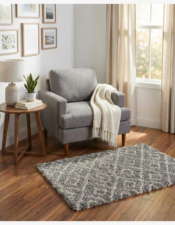 Gray Lattice Shag Rug