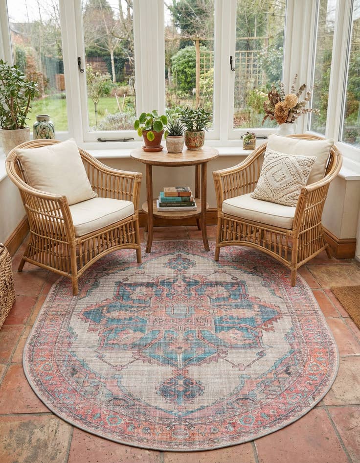 Detail image of 7' 10 x 10'  Washable Nostalgia Oval Rug