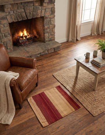 2' 4 x 2' 5 Hand Woven Pillow Wool Square Rug