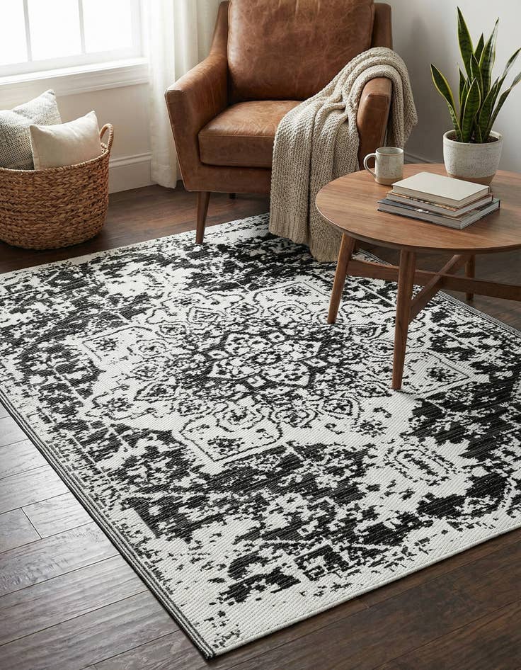 Detail image of 4' x 6' Easy-Clean Vista Breeze Indoor / Outdoor Rug