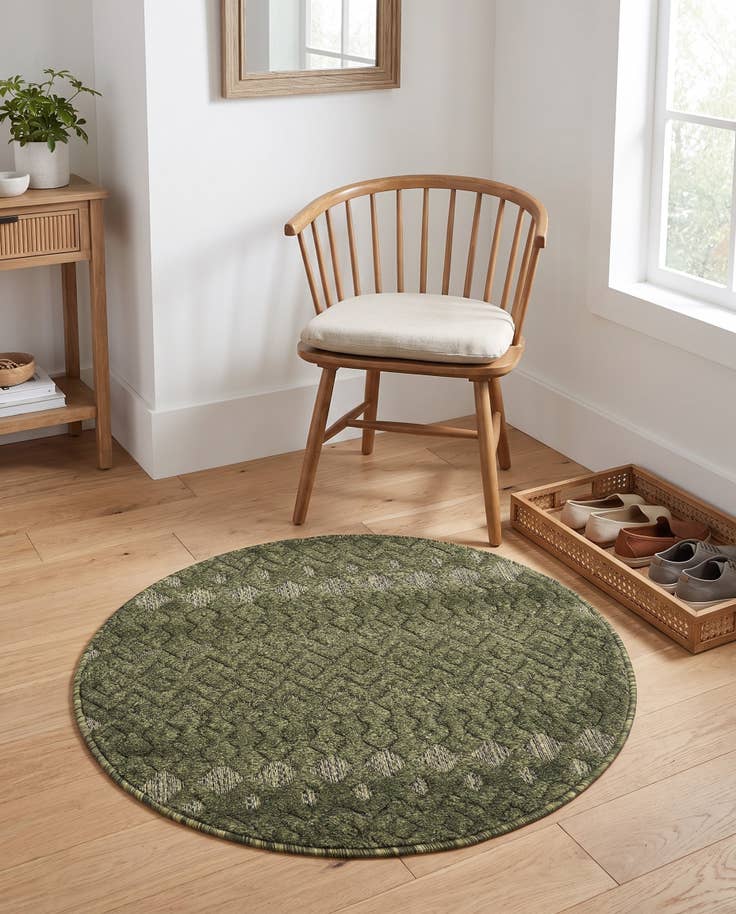 Detail image of 3' x 3' Easy-Clean Trellis Textured Indoor / Outdoor Round Rug