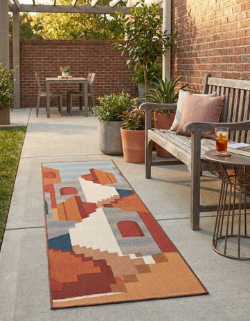 2' x 8' Easy-Clean Modern Indoor / Outdoor Runner Rug