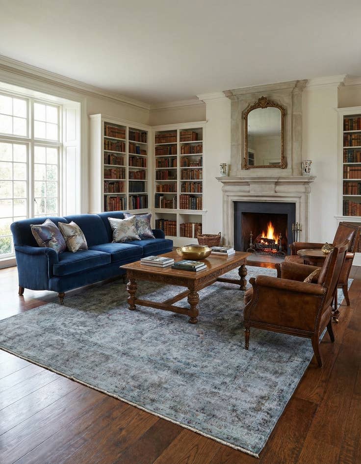 Detail image of 9' 8 x 12' 10 Vintage Royal Wool Rug