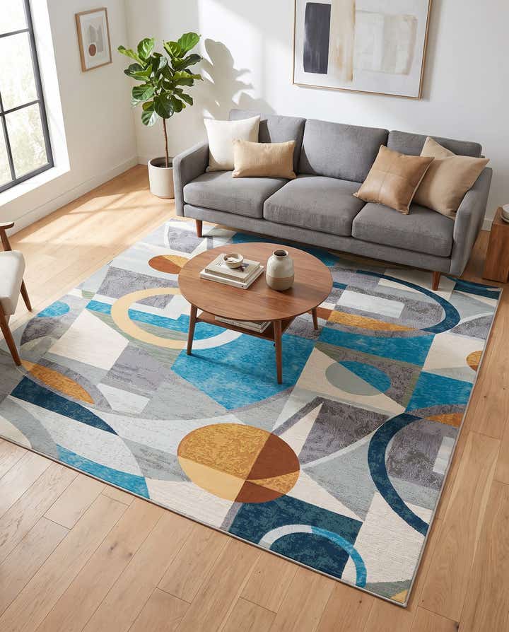 6' 1 x 9' Easy-Clean Modern Indoor / Outdoor Rug