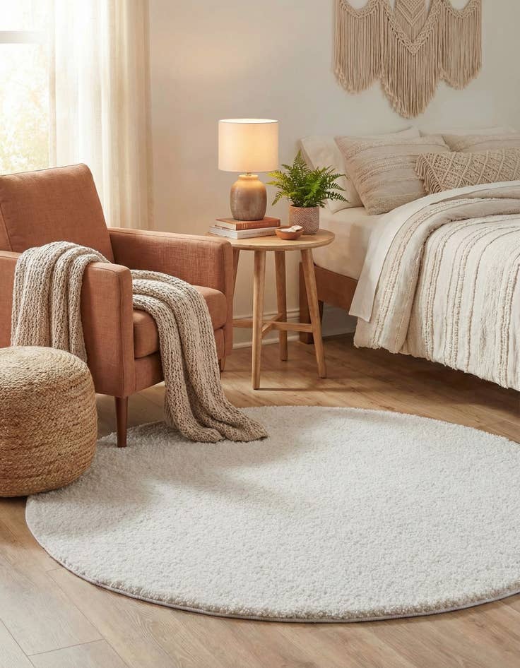 Detail image of 5' 3 x 5' 3 Jill Zarin Shaggy Chic Round Rug