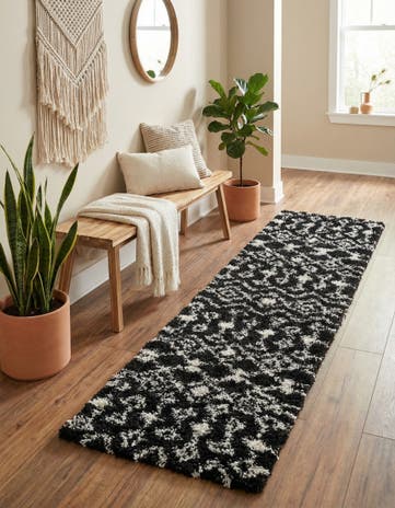 2' x 8' Moroccan Trellis Shag Runner Rug