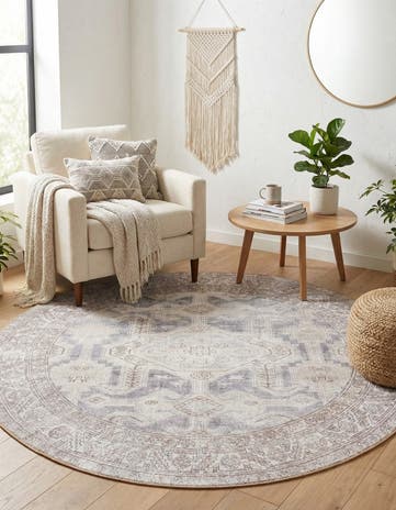 7' 7 x 7' 7 Washable Timeless Round Rug