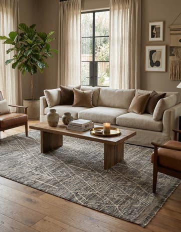 6' 10 x 9' 10 Hand Knotted Darya Wool Rug