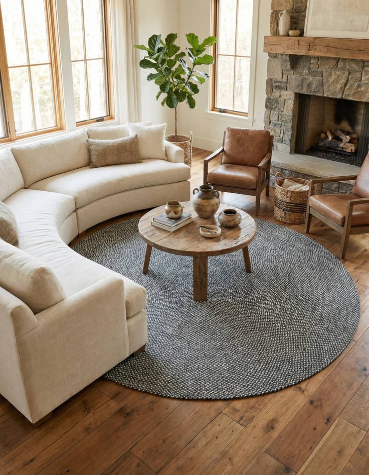 Detail image of 10' x 10'  Hand Tweed Braided Jute Round Rug