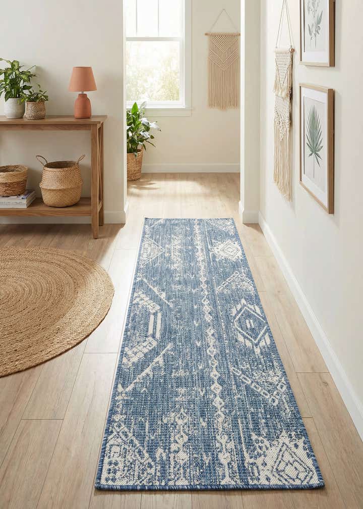 2' x 6' Easy-Clean Bohemian Indoor / Outdoor Runner Rug