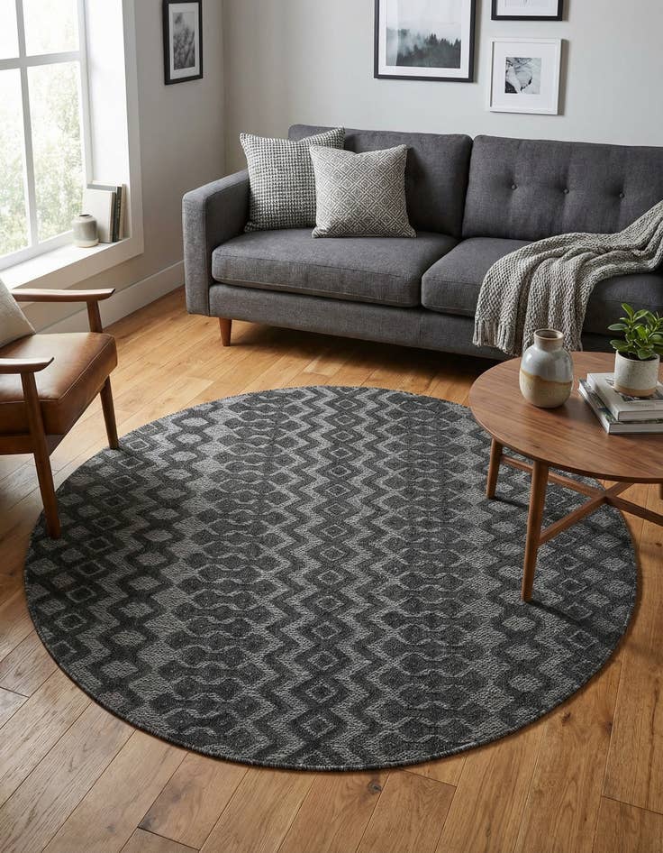 Detail image of 7' x 7'  Washable Trellis Textured Indoor / Outdoor Round Rug
