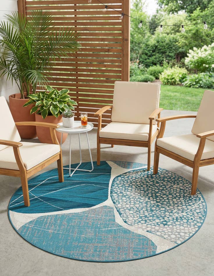 Detail image of 6' 1 x 6' 1  Washable Modern Indoor / Outdoor Round Rug