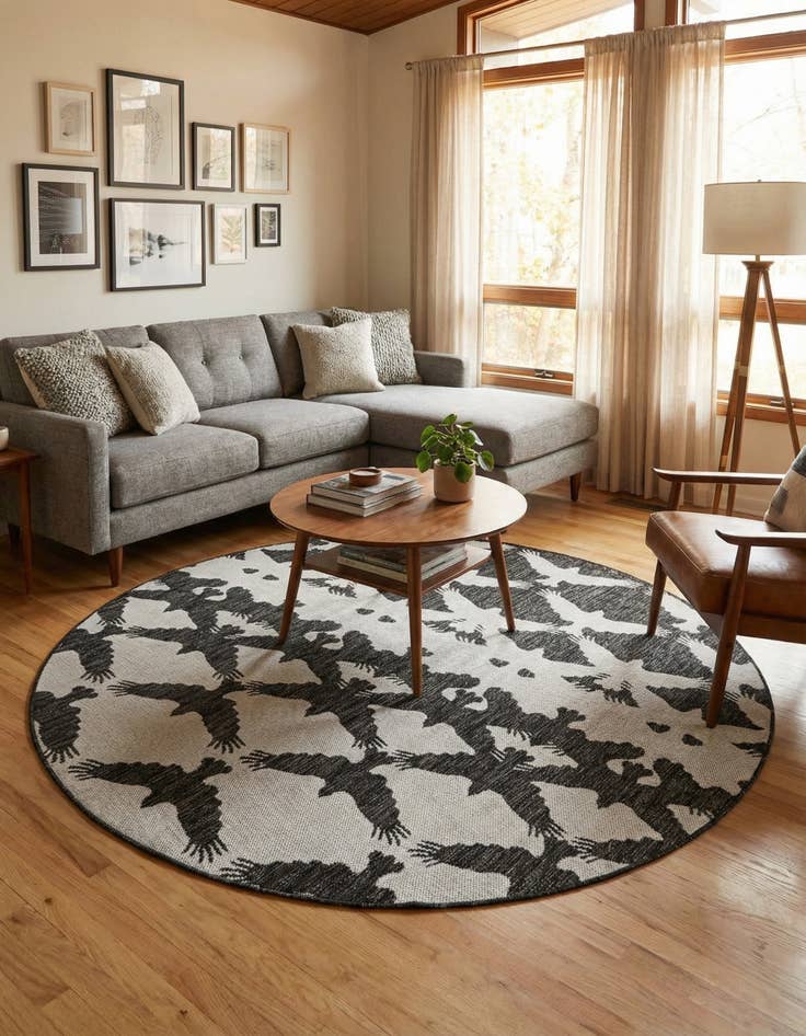 Detail image of 6' x 6'  Washable Modern Indoor / Outdoor Round Rug