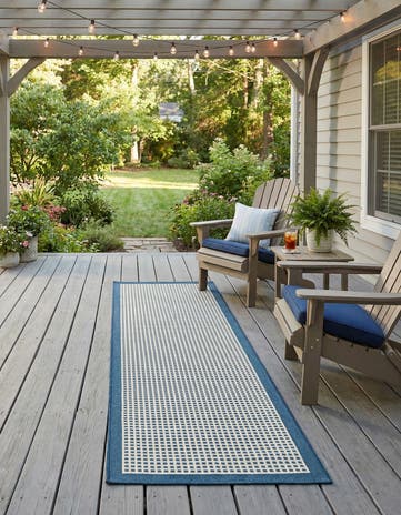 2' x 8' Easy-Clean Border Indoor / Outdoor Runner Rug