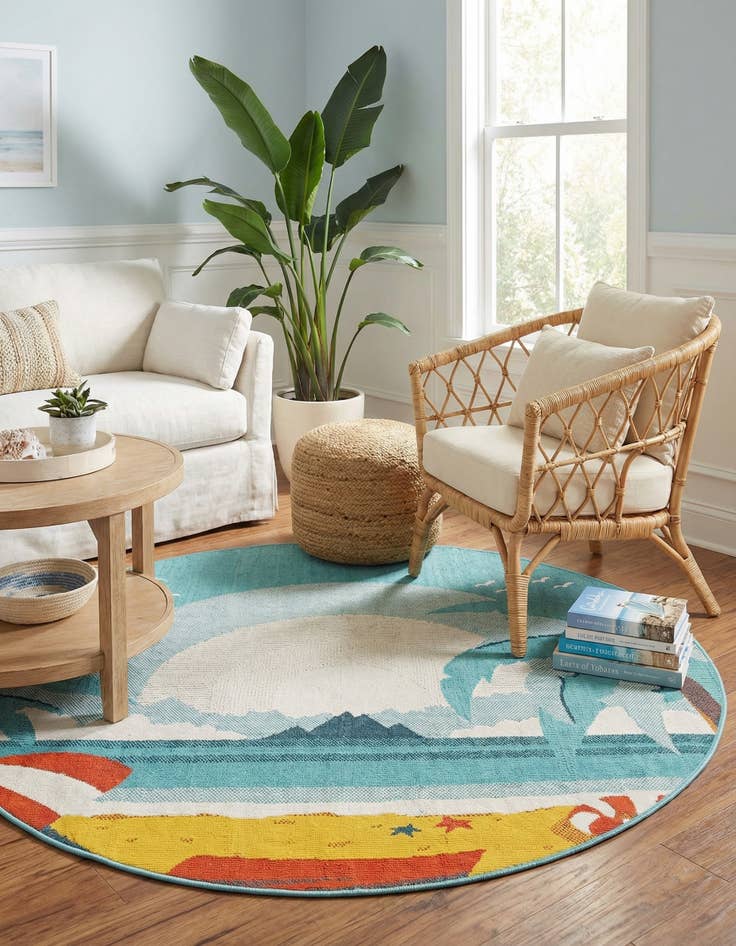 Detail image of 5' x 5'  Washable Coastal Indoor / Outdoor Round Rug