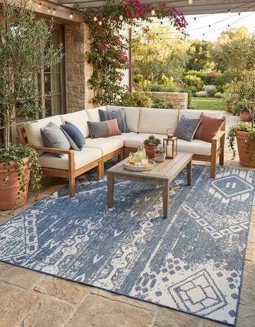 10' x 13' Easy-Clean Bohemian Indoor / Outdoor Rug