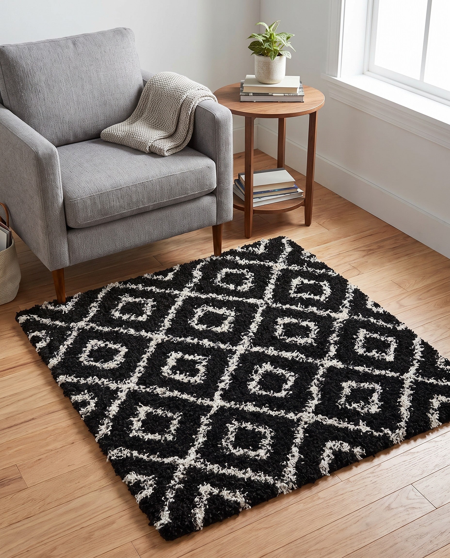 4' x 4' Lattice Shag Square Rug