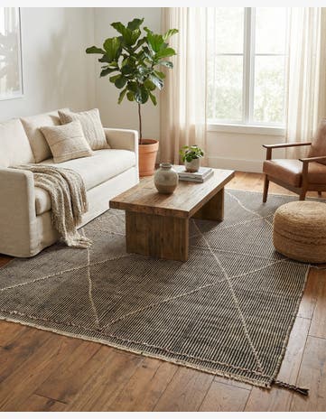 5' 6 x 7' 6 Hand Knotted Moroccan Wool Rug
