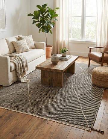 5' 6 x 7' 6 Hand Knotted Moroccan Wool Rug