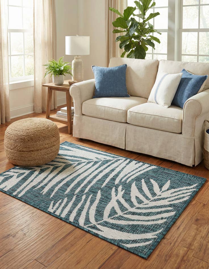 Detail image of 2' x 3'  Washable Botanical Indoor / Outdoor Rug