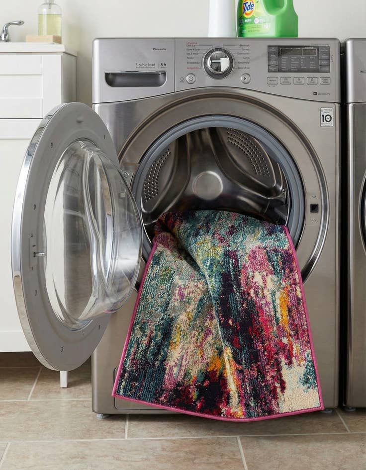 Detail image of 2' 2 x 6' 9  Washable Spectrum Runner Rug