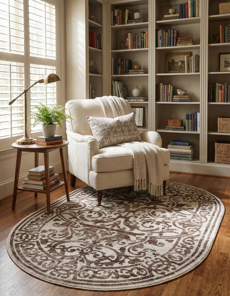 Detail image of 4' x 6' Hermitage Oval Rug